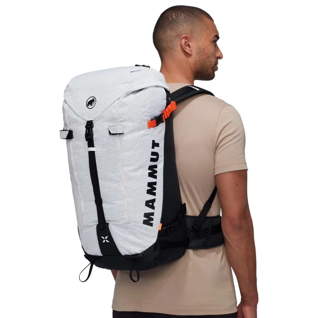 Trion 38 Backpack